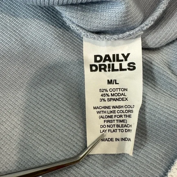Daily Drills Light Blue Ribbed Layered Tee, M/L - Picture 4 of 5